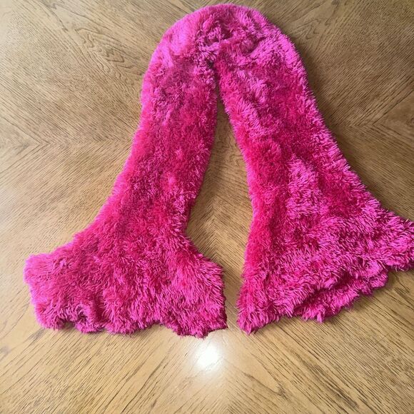 2000s Y2K Retro Pink Super Soft Stretchy Fluffy Fuzzy Infinity Scarf - Picture 1 of 3